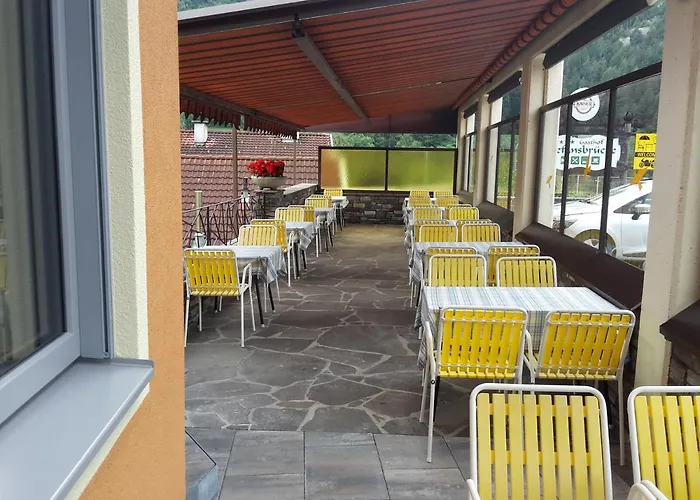 Stefansbruecke Отель Муттерс