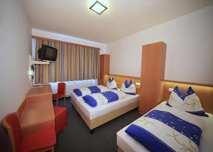 Stefansbruecke Отель