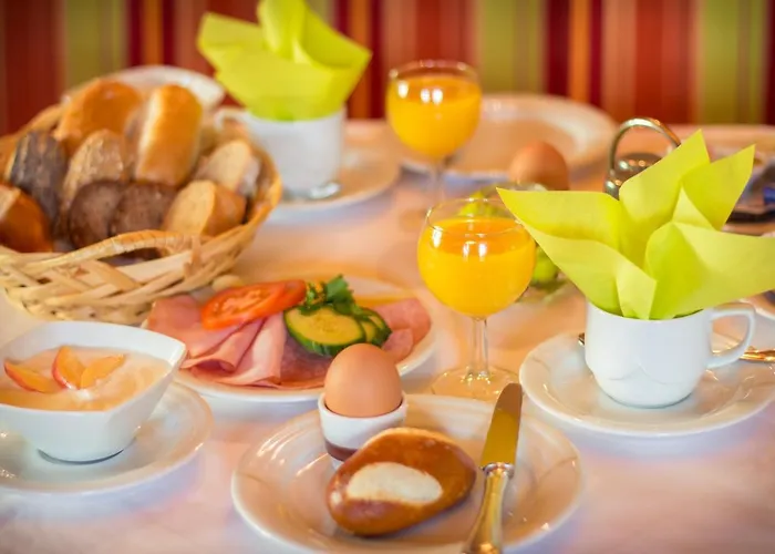 Отель Stefansbruecke 3*