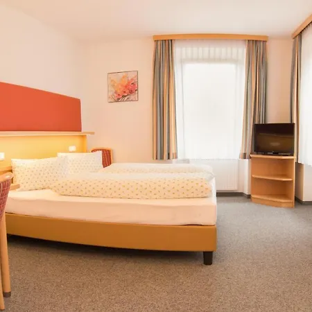 Stefansbruecke Hotel 3*